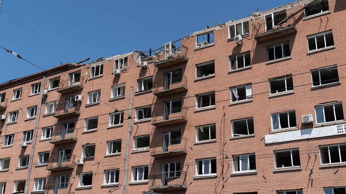 Na celé Ukrajině platil protiletecký poplach, u Kyjeva bylo slyšet výbuchy
